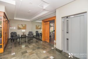 Image 7 - 390
