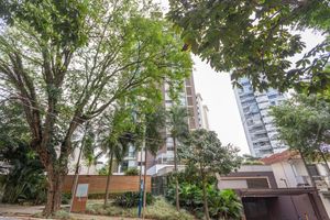 Image 39 - 863975