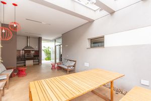 Image 27 - 863975