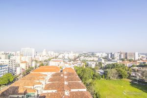 Image 26 - 661936