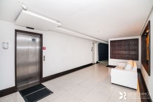 Image 33 - 243660