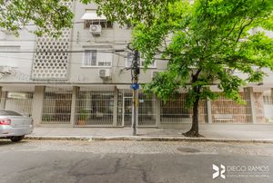 Image 33 - 284051