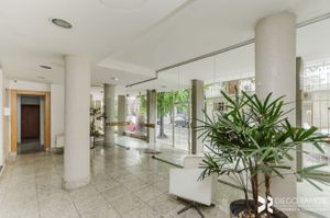 Image 36 - 284051