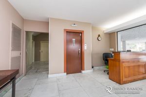 Image 31 - 835482