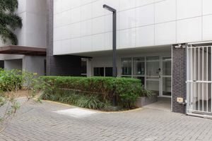 Image 23 - 865646