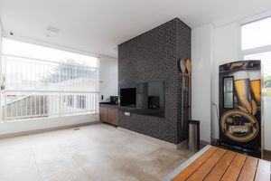 Image 44 - 865646