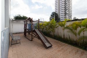 Image 46 - 865646