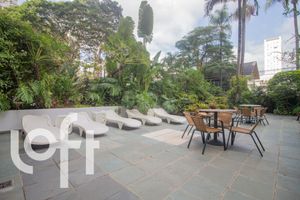 Image 66 - 679386