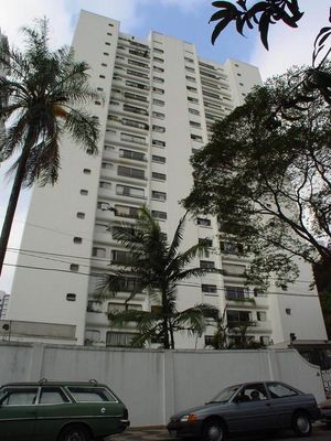 Image 42 - 679386