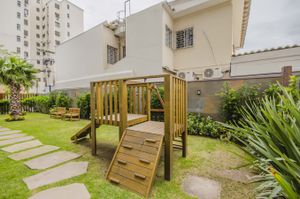 Image 11 - 3944