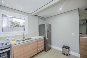 Image 19 - 3944
