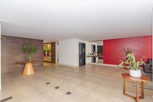 Image 62 - 891885