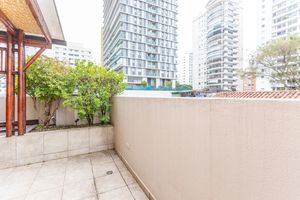 Image 71 - 877379