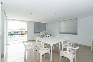 Image 29 - 862546