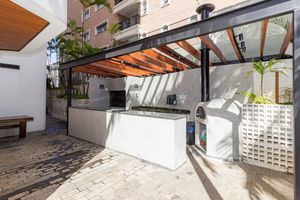 Image 82 - 891743