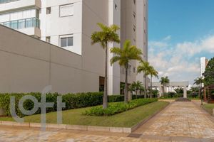 Image 71 - 320574
