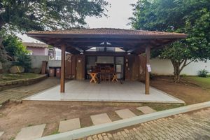 Image 6 - 883067