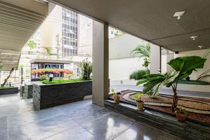 Image 37 - 900450