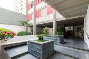 Image 38 - 900450