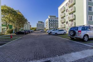 Image 62 - 864541