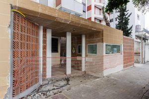 Image 31 - 895484