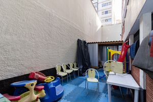 Image 35 - 895484