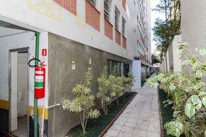 Image 36 - 895484