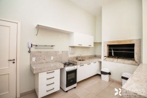 Image 38 - 185651