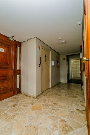 Image 37 - 705510