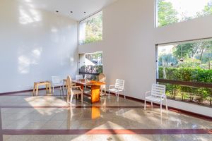 Image 74 - 895168