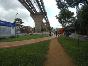 Image 43 - 889561