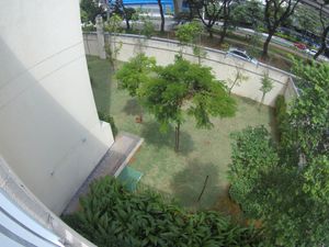 Image 49 - 889561