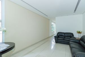 Image 44 - 752677