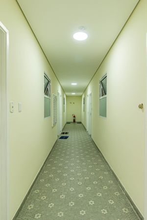 Image 21 - 927513