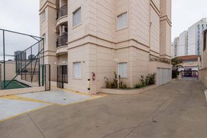 Image 36 - 898908