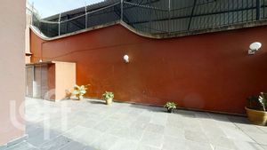 Image 29 - 898250