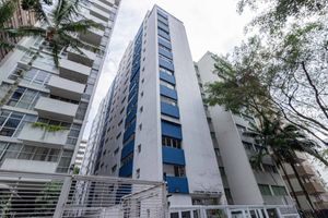 Image 30 - 896673