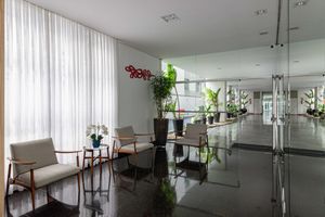Image 36 - 896673