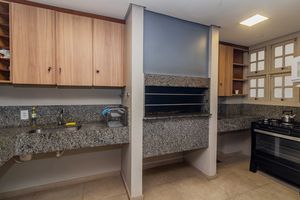 Image 39 - 231112