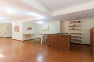 Image 43 - 876526