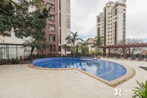 Image 11 - 421