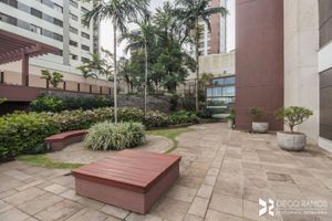 Image 32 - 421