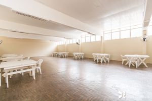 Image 9 - 4225