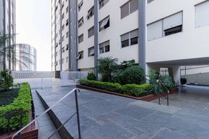 Image 13 - 929793