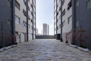 Image 18 - 929793
