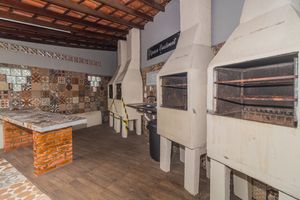 Image 27 - 880773