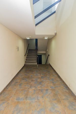 Image 46 - 112409