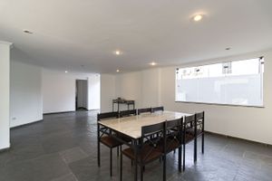 Image 3 - 42569