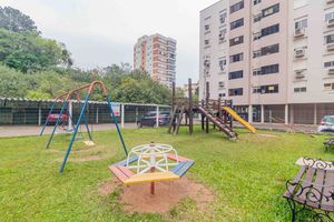 Image 21 - 216846