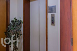 Image 42 - 43019